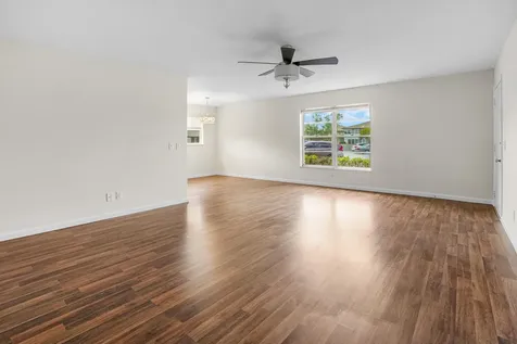 23 Lake Vista Trail Port Saint Lucie FL 34952