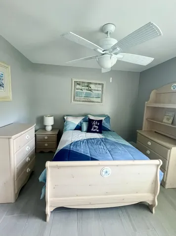 222 SE 3rd Street Boynton Beach FL 33435
