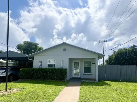 222 SE 3rd Street Boynton Beach FL 33435