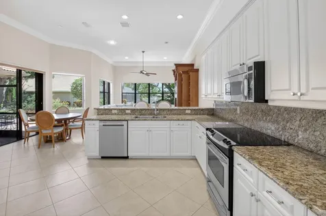 7950 Via Grande Boynton Beach FL 33437