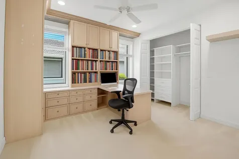 7950 Via Grande Boynton Beach FL 33437