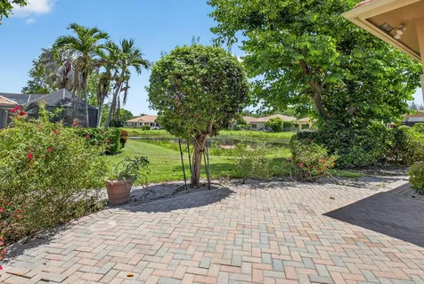 7950 Via Grande Boynton Beach FL 33437