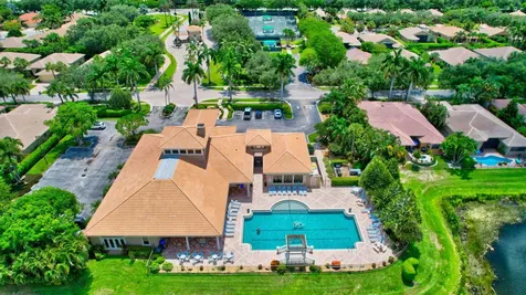 7950 Via Grande Boynton Beach FL 33437
