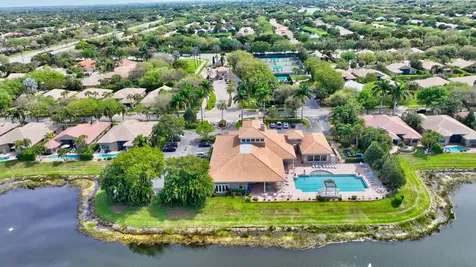 7950 Via Grande Boynton Beach FL 33437
