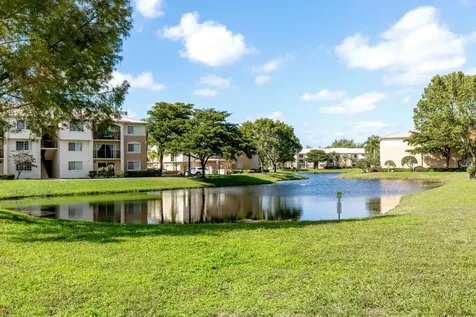 1100 Crestwood Court Royal Palm Beach FL 33411