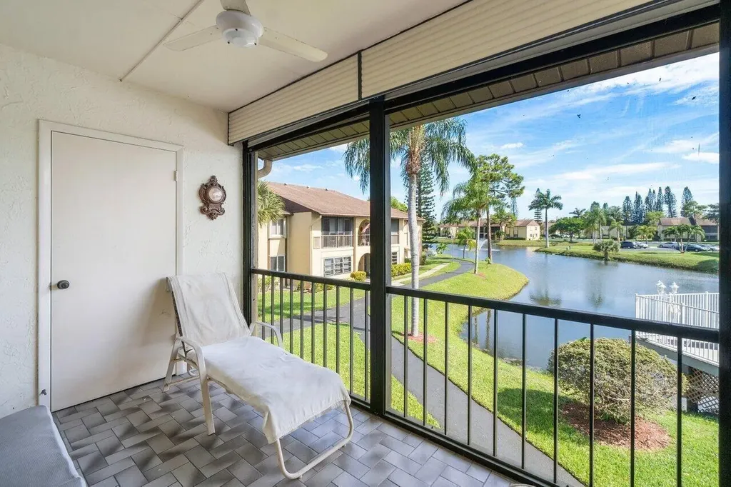 342 Pine Ridge Circle Greenacres FL 33463