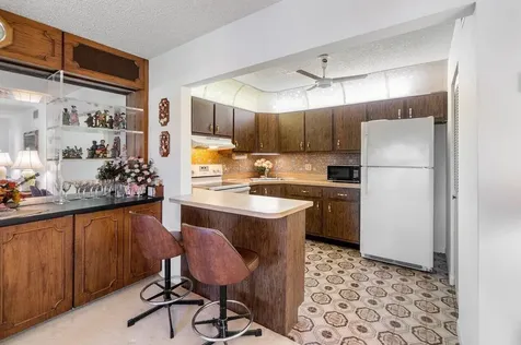 342 Pine Ridge Circle Greenacres FL 33463