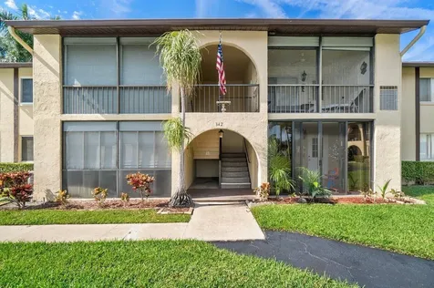 342 Pine Ridge Circle Greenacres FL 33463