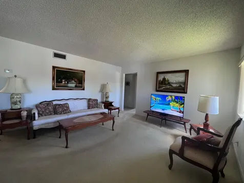 342 Pine Ridge Circle Greenacres FL 33463