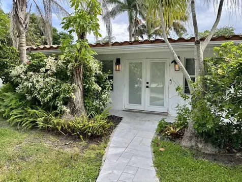212 Kings Lynn Delray Beach FL 33444
