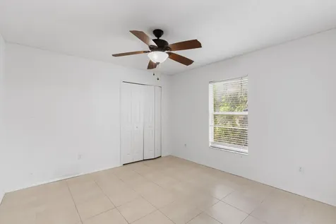 1042 Sw Janette Avenue Port Saint Lucie FL 34953