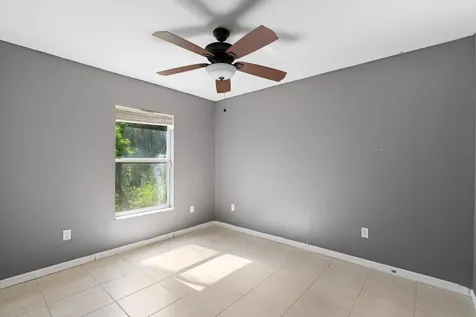 1042 Sw Janette Avenue Port Saint Lucie FL 34953