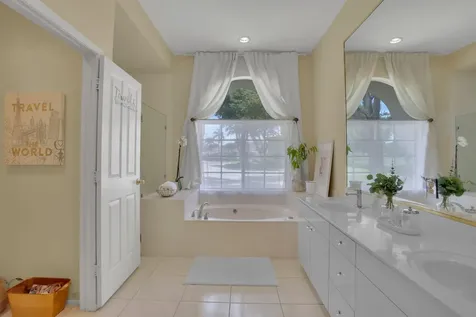 2543 Nw 53rd Street Boca Raton FL 33496