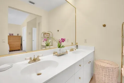 2543 Nw 53rd Street Boca Raton FL 33496