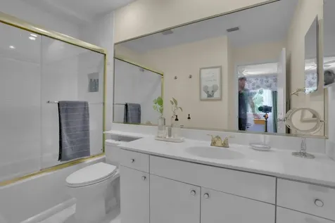 2543 Nw 53rd Street Boca Raton FL 33496