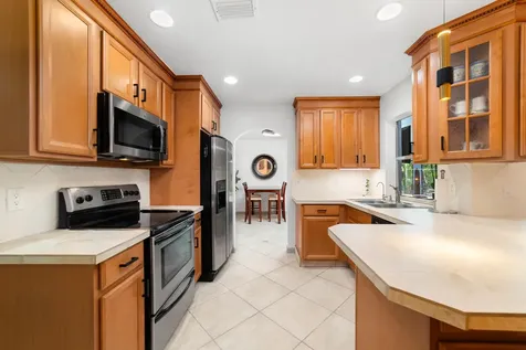 1721 Sw 9th Street Boca Raton FL 33486