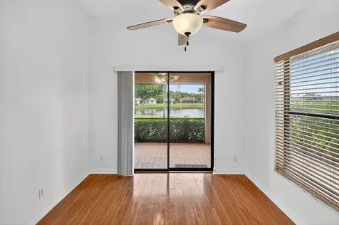 73 Via De Casas Norte Boynton Beach FL 33426