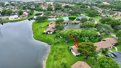73 Via De Casas Norte Boynton Beach FL 33426