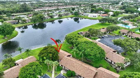 73 Via De Casas Norte Boynton Beach FL 33426