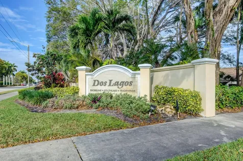 73 Via De Casas Norte Boynton Beach FL 33426