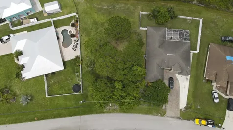 5522 NW Cordrey Street Port Saint Lucie FL 34986
