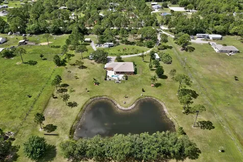 13280 81st Street Fellsmere FL 32948