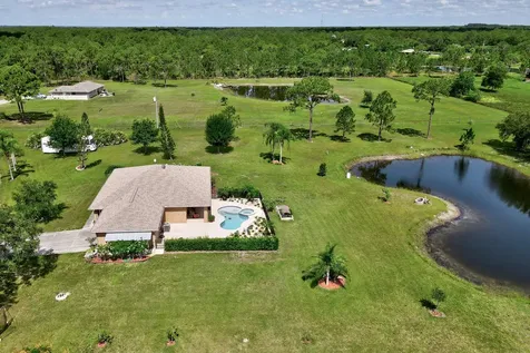13280 81st Street Fellsmere FL 32948