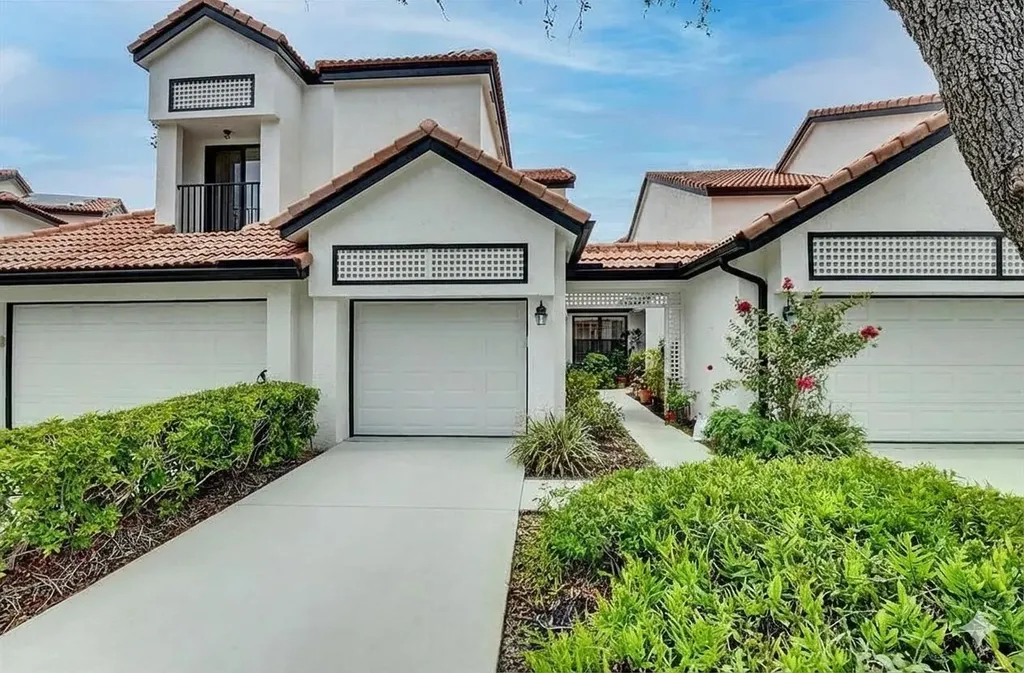 23181 Fountain View Boca Raton FL 33433