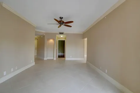 23181 Fountain View Boca Raton FL 33433