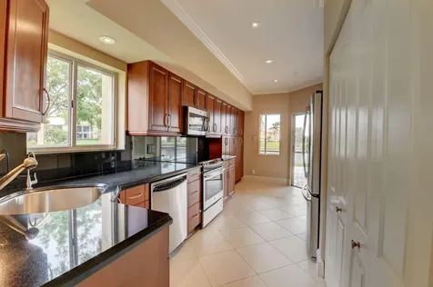 23181 Fountain View Boca Raton FL 33433