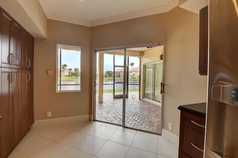 23181 Fountain View Boca Raton FL 33433