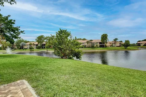23181 Fountain View Boca Raton FL 33433
