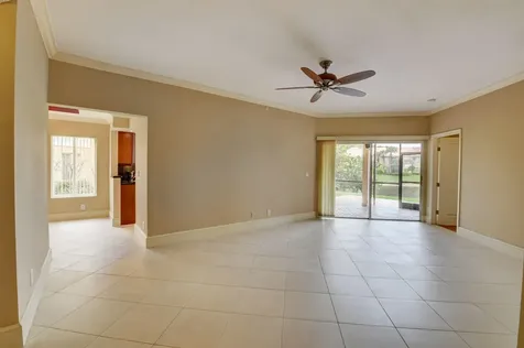 23181 Fountain View Boca Raton FL 33433