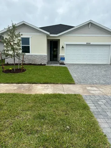 8666 Dahlia Circle Port Saint Lucie FL 34986