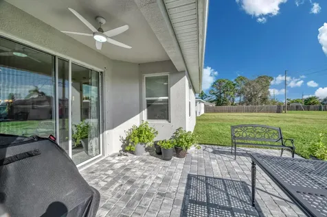 148 Sw Sea Lion Road Port Saint Lucie FL 34953