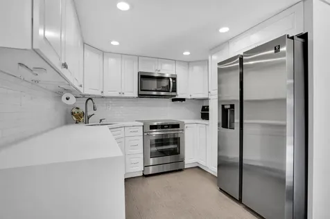 8291 Thames Boulevard Boca Raton FL 33433