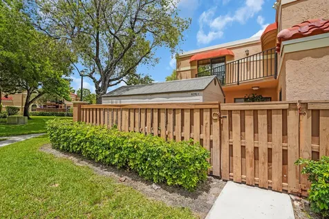 8291 Thames Boulevard Boca Raton FL 33433