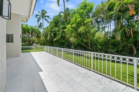 5122 Windsor Parke Drive Boca Raton FL 33496