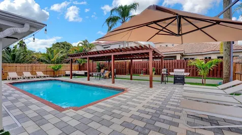 9709 Sw 1st Place Boca Raton FL 33428