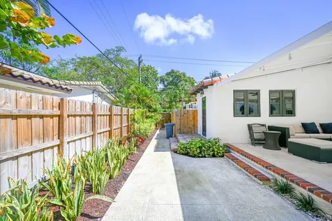 801 Hibiscus Street Boca Raton FL 33486