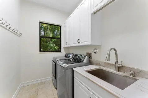 17585 Middlebrook Way Boca Raton FL 33496