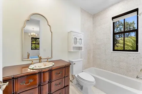 17585 Middlebrook Way Boca Raton FL 33496