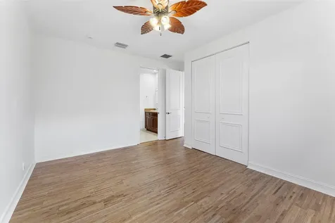 17585 Middlebrook Way Boca Raton FL 33496