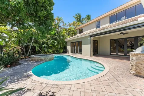 17585 Middlebrook Way Boca Raton FL 33496