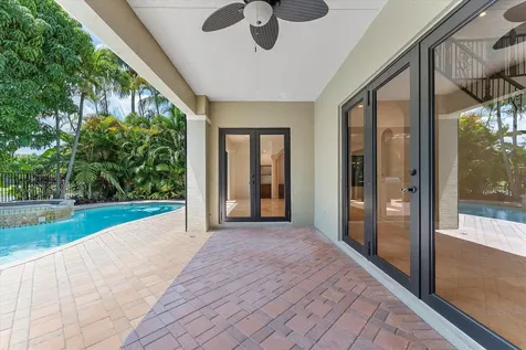 17585 Middlebrook Way Boca Raton FL 33496