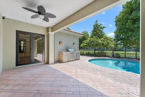 17585 Middlebrook Way Boca Raton FL 33496