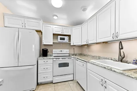 154 Tuscany C Delray Beach FL 33446