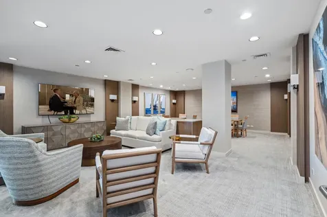 2 N Breakers Row Palm Beach FL 33480
