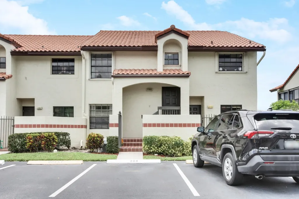 1102 Republic Court Deerfield Beach FL 33442