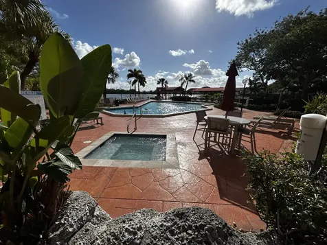 1102 Republic Court Deerfield Beach FL 33442